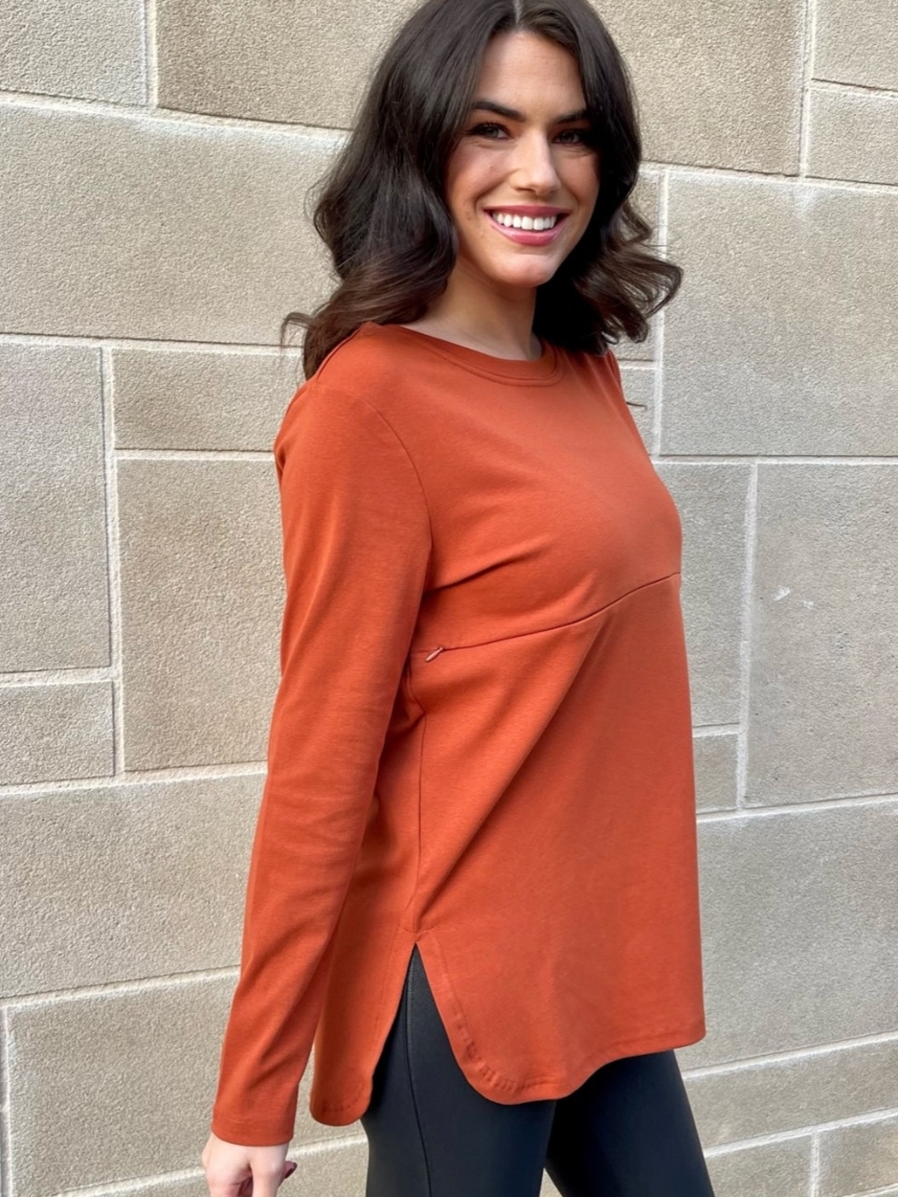 Nursing Queen Long-Sleeve Zip Nursing Tunic Top in Rust Orange